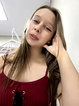 Snapshot of Ya_Siro chatting on December 2, 2025, 3:14 pm Ya Siro online show from December 2, 2025, 3:14 pm