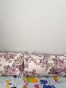 Snapshot of Alevsiz1 chatting on November 18, 2025, 9:01 am Alevsiz1 online show from November 18, 2025, 9:01 am