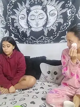 Snapshot of abby_n_emily chatting on June 11, 2026, 1:30 pm abby n emily online show from June 11, 2026, 1:30 pm