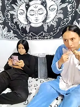 abby n emily online show from April 29, 2026, 5:30 pm