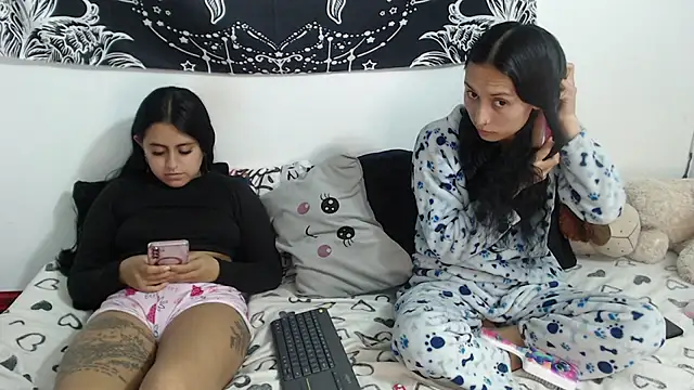 abby n emily online show from April 29, 2026, 1:32 am