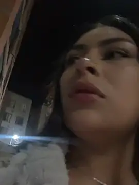 AbrilAw online show from January 11, 2026, 3:24 am