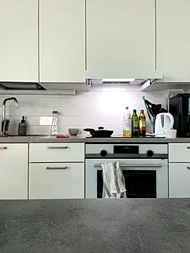 Snapshot of cute_cake chatting on October 17, 2025, 6:39 am cute cake online show from October 17, 2025, 6:39 am