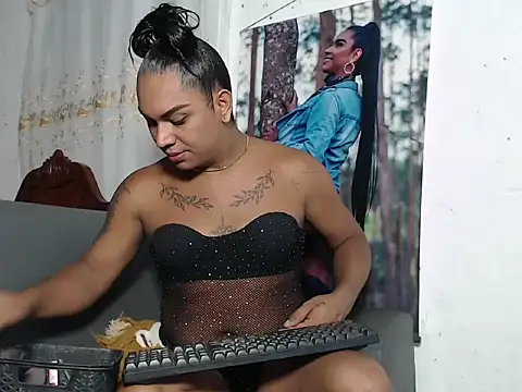 Snapshot of Amberbrown18 chatting on November 8, 2025, 8:23 pm Amberbrown18 online show from November 8, 2025, 8:23 pm