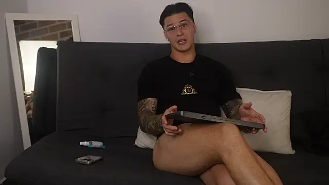 Dominick walker online show from February 19, 2026, 3:25 am