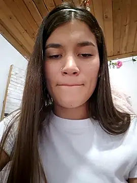 Snapshot of Gigihairy chatting on October 19, 2025, 7:16 pm Gigihairy online show from October 19, 2025, 7:16 pm