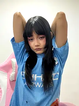 Snapshot of AnaisXoXo chatting on November 19, 2025, 8:53 pm AnaisXoXo online show from November 19, 2025, 8:53 pm