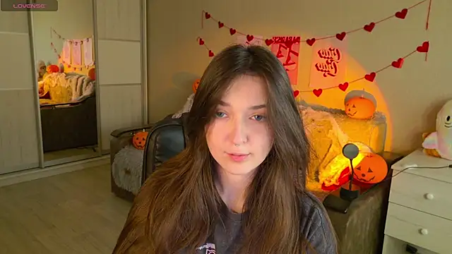 Snapshot of BellaSink chatting on November 4, 2025, 5:22 am BellaSink online show from November 4, 2025, 5:22 am