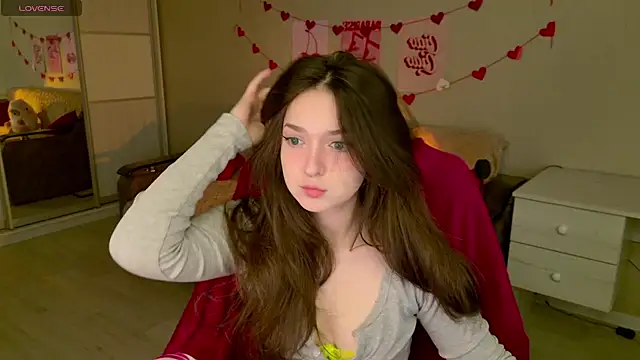 Snapshot of BellaSink chatting on November 20, 2025, 5:30 am BellaSink online show from November 20, 2025, 5:30 am