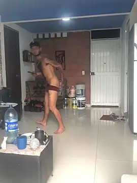 AXionX online show from November 3, 2025, 6:44 pm