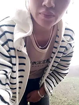 Snapshot of Myzak- chatting on February 19, 2026, 12:29 am Myzak- online show from February 19, 2026, 12:29 am