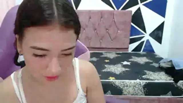 Snapshot of scarleth18 chatting on October 31, 2025, 2:41 am scarleth18 online show from October 31, 2025, 2:41 am