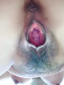 Snapshot of piug321 chatting on November 9, 2025, 6:39 am piug321 online show from November 9, 2025, 6:39 am