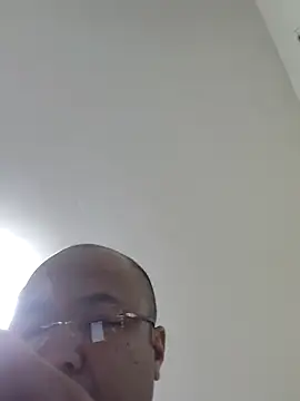 Snapshot of caige8888 chatting on November 6, 2025, 7:07 pm caige8888 online show from November 6, 2025, 7:07 pm