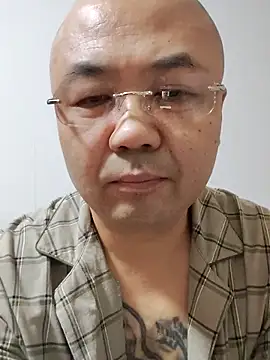 Snapshot of caige8888 chatting on November 13, 2025, 9:35 am caige8888 online show from November 13, 2025, 9:35 am