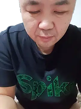 Snapshot of caige8888 chatting on November 25, 2025, 1:55 pm caige8888 online show from November 25, 2025, 1:55 pm