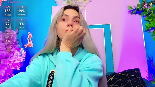 AriannaSins online show from June 12, 2026, 12:14 pm