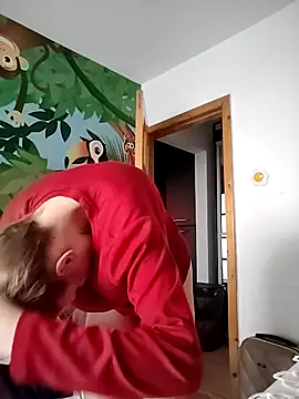 SandyCassie online show from November 3, 2025, 7:35 am