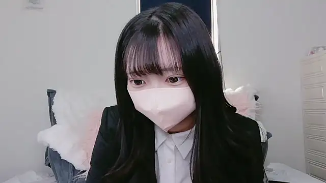 Snapshot of Mirai_oO16Oo chatting on November 23, 2025, 6:45 am Mirai oO16Oo online show from November 23, 2025, 6:45 am