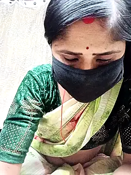 Snapshot of Rajni_chauhan chatting on April 15, 2026, 5:17 pm Rajni chauhan online show from April 15, 2026, 5:17 pm