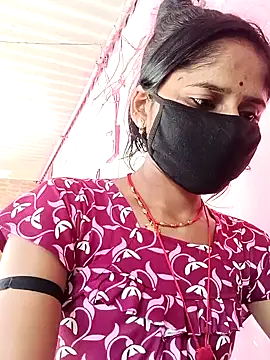 Snapshot of Rajni_chauhan chatting on May 18, 2026, 9:03 am Rajni chauhan online show from May 18, 2026, 9:03 am