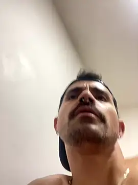 Felipinh19cm online show from December 14, 2025, 10:21 am