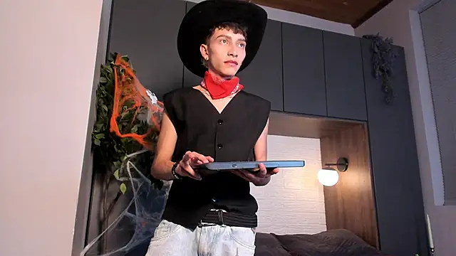 Snapshot of Tiam_muller chatting on October 31, 2025, 3:58 am Tiam muller online show from October 31, 2025, 3:58 am