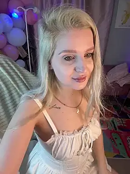 cold blondie online show from June 19, 2026, 5:24 am