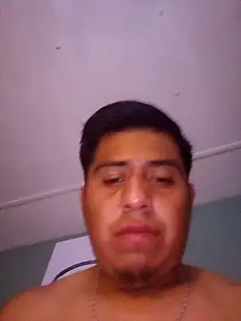 Snapshot of Penelargo1233r chatting on October 22, 2025, 10:15 am Penelargo1233r online show from October 22, 2025, 10:15 am