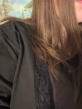 Curvy  Goddess online show from November 5, 2025, 3:53 am