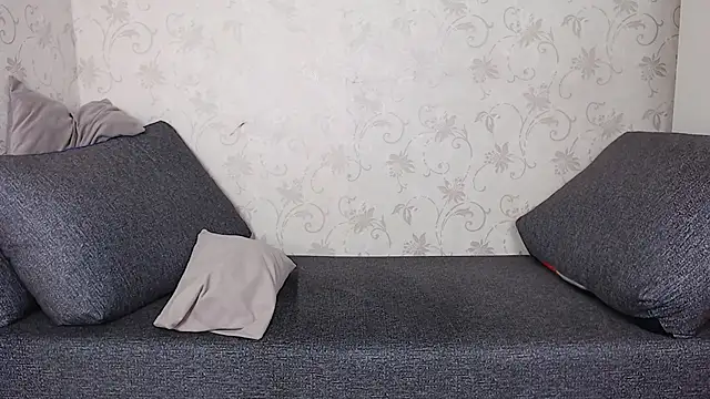 Snapshot of evaa_here_ chatting on March 20, 2026, 8:15 am evaa here online show from March 20, 2026, 8:15 am