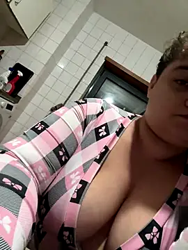 menina coimbrinha online show from November 12, 2025, 11:08 pm