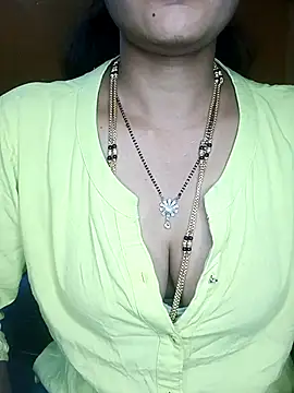 Snapshot of Deepa_telugu chatting on November 6, 2025, 6:50 am Deepa telugu online show from November 6, 2025, 6:50 am