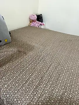 Handsome8677 online show from November 12, 2025, 7:45 am