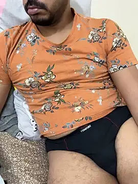 Handsome8677 online show from November 30, 2025, 8:48 am