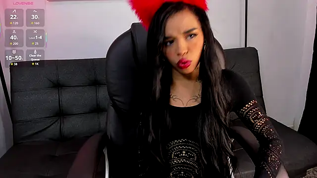 Dulce kitty13 online show from November 23, 2025, 4:00 am