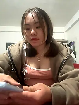 panda-bae online show from November 3, 2025, 11:36 am