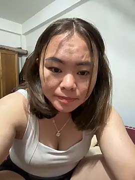 panda-bae online show from October 23, 2025, 2:27 pm