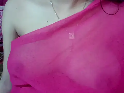 Snapshot of Nilamrani chatting on November 4, 2025, 4:44 pm Nilamrani online show from November 4, 2025, 4:44 pm