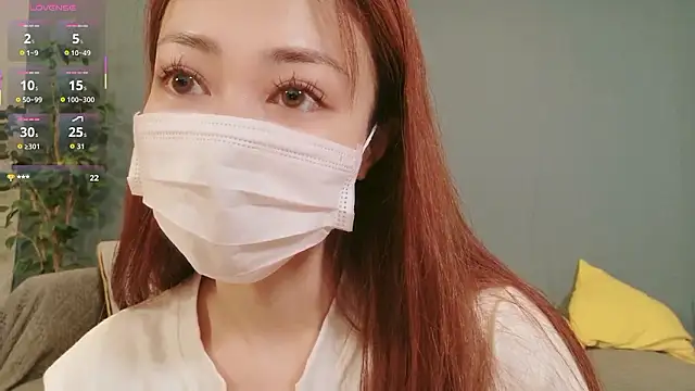 Snapshot of Akagami_Nana chatting on October 30, 2025, 3:27 am Akagami Nana online show from October 30, 2025, 3:27 am