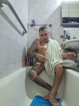 Snapshot of Rueditasss chatting on March 5, 2026, 2:57 pm Rueditasss online show from March 5, 2026, 2:57 pm