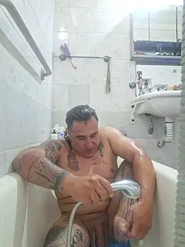 Snapshot of Rueditasss chatting on February 20, 2026, 7:49 pm Rueditasss online show from February 20, 2026, 7:49 pm