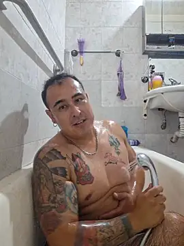 Snapshot of Rueditasss chatting on February 13, 2026, 12:54 am Rueditasss online show from February 13, 2026, 12:54 am