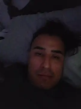 Snapshot of Rueditasss chatting on December 16, 2025, 7:07 pm Rueditasss online show from December 16, 2025, 7:07 pm