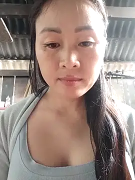 Snapshot of Spring-mky chatting on November 5, 2025, 3:31 am Spring-mky online show from November 5, 2025, 3:31 am