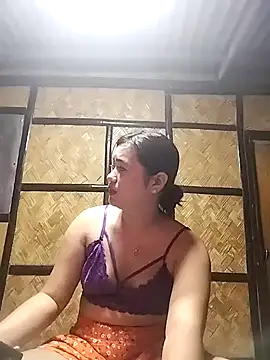 Snapshot of XxxHotCouples4u chatting on November 7, 2025, 11:48 am XxxHotCouples4u online show from November 7, 2025, 11:48 am