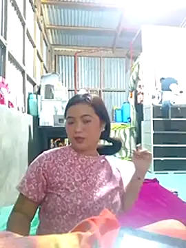 Snapshot of XxxHotCouples4u chatting on November 18, 2025, 7:00 am XxxHotCouples4u online show from November 18, 2025, 7:00 am