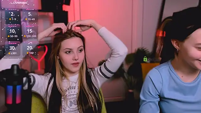 Snapshot of miki_ti chatting on November 26, 2025, 7:30 am miki ti online show from November 26, 2025, 7:30 am