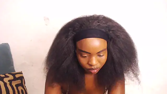 TallEbonyBabe online show from February 10, 2026, 4:33 am