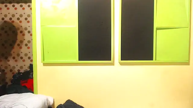 TallEbonyBabe online show from May 5, 2026, 4:04 am